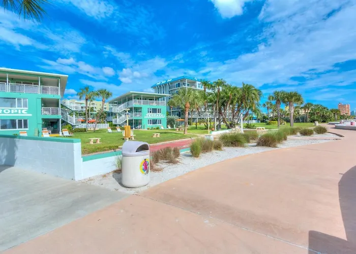 Tropic Terrace