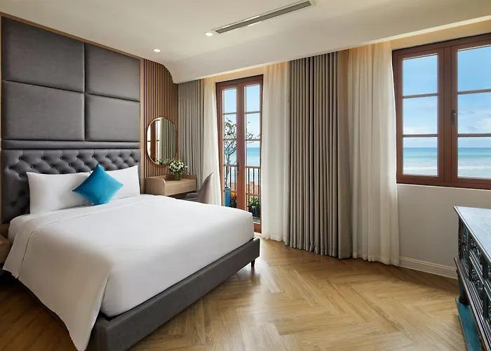 Roma Hotel Phu Quoc - Free Airport Shuttle & Spa Inclusive
