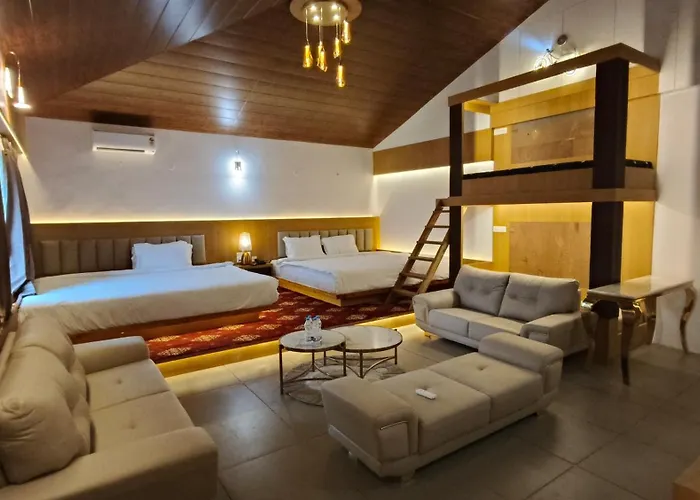 Urmilaa Green County Resort 35 Km From Kolhapur