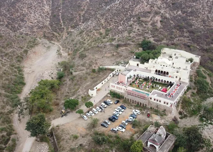 Fort Khawa Palace And Resort