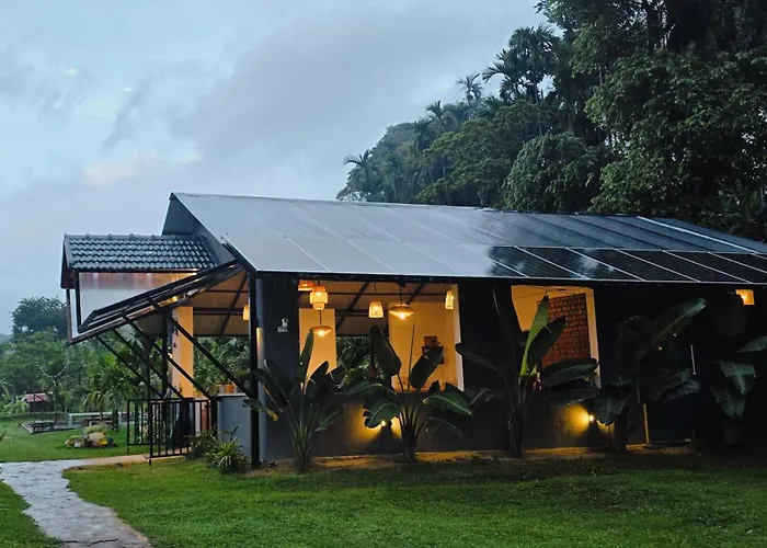 Bendheka - Cliff Front Cottages Coorg