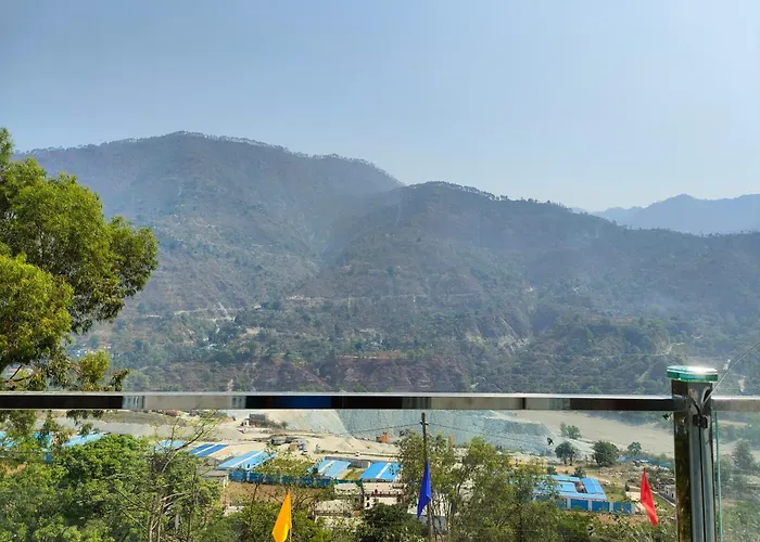 Auli Resorts