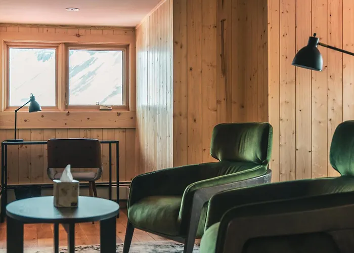 The Lodge At Bow Lake