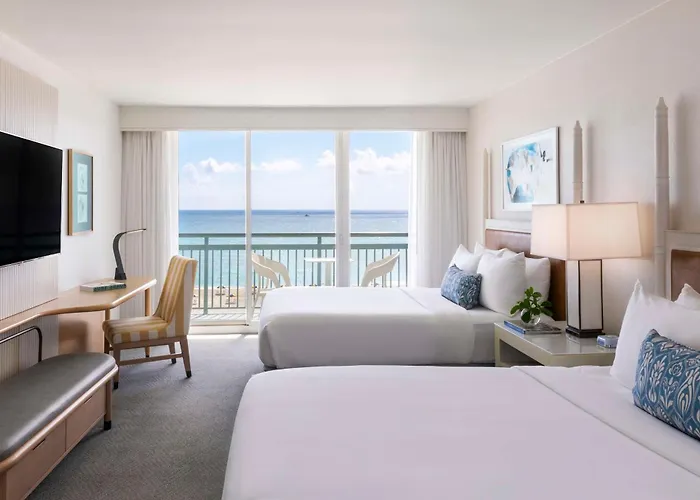 The Singer Oceanfront Resort, Curio Collection By Hilton