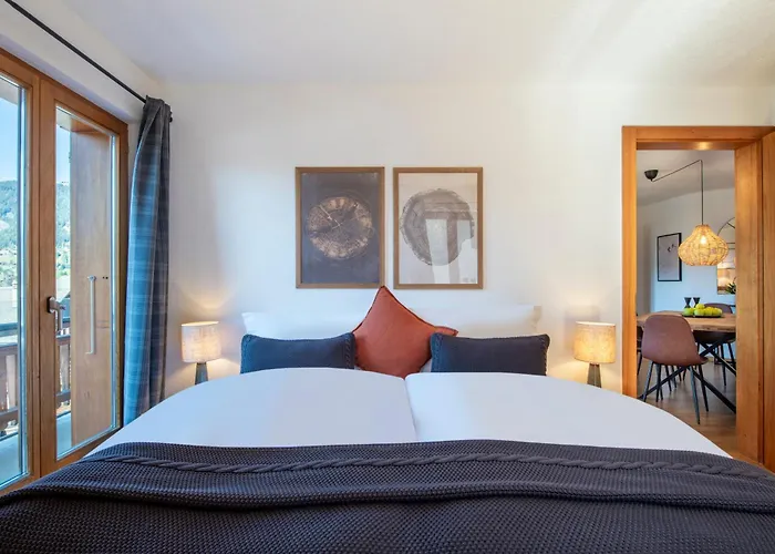 No 8 Bed & Bar