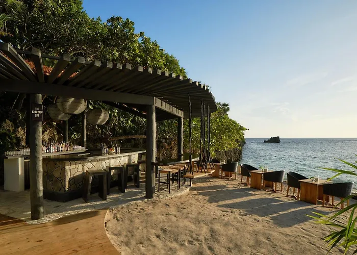 Kimpton Grand Roatan Resort And Spa By Ihg