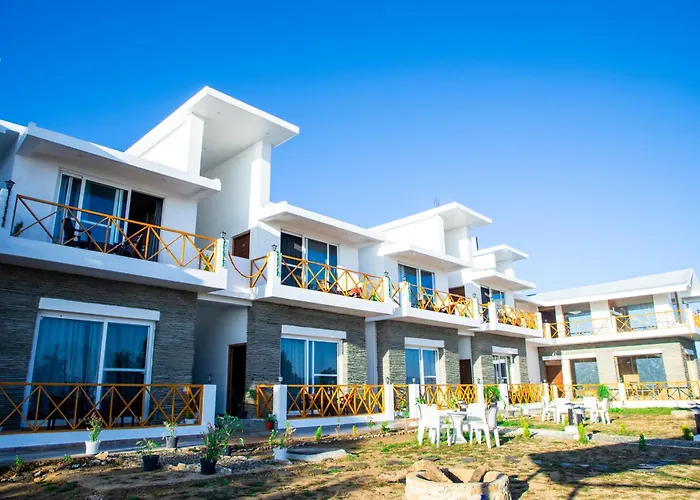 Maatidera Resort Kanatal The Boutique Stay In The Lap Of Himalayas