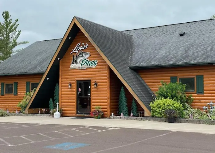 Lena'S Northern Pines Resort