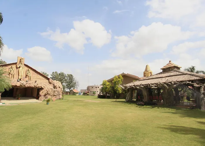Golden Amoon Resort