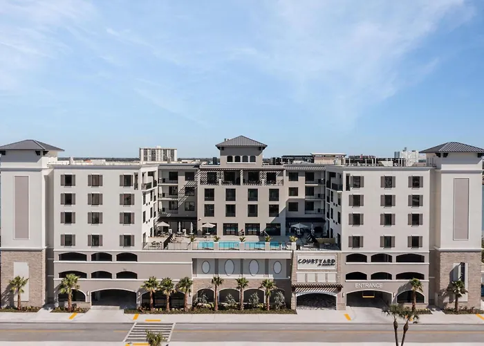 Courtyard By Marriott Clearwater Beach