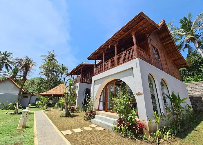 Padangbai (Bali) Resorts