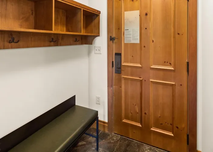 1315 - Studio - Lodge At Spruce - Stowe Mt Resort - Ski In Ski Out - Sleeps 4