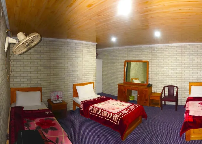 Hotel Dewanekhas Skardu