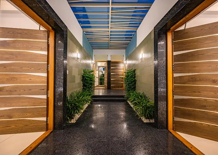 S R Spa Suites