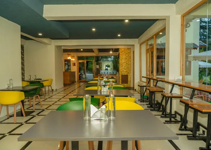 Sparsh Resort, A Boutique Stay - Just 2Kms Uphill From Mall Road, Near Old Manali