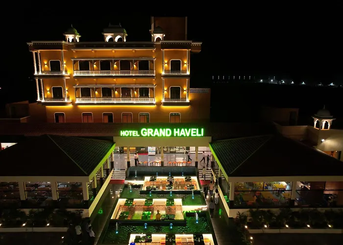 Hotel Grand Haveli