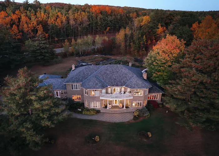 Greystone On Golden Lake