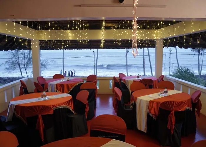 Cherai Beach Palace