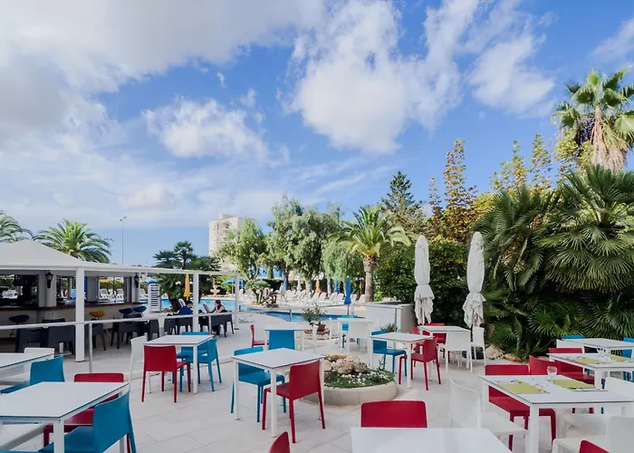 Hotel La Santa Maria