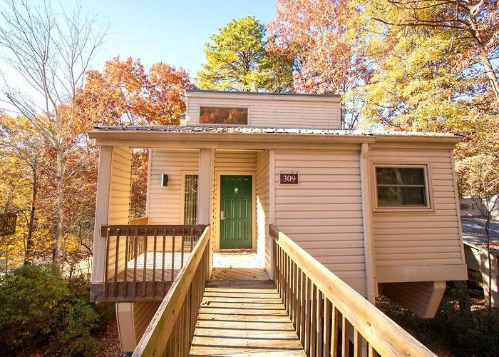 Family resorts in Lake Lure