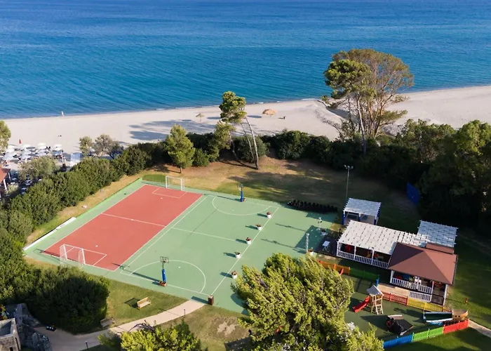 Voi Floriana Resort