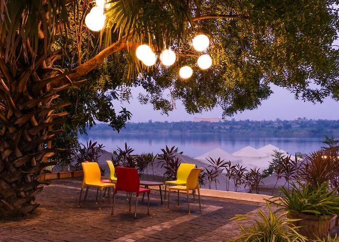Riverview Tent Resort
