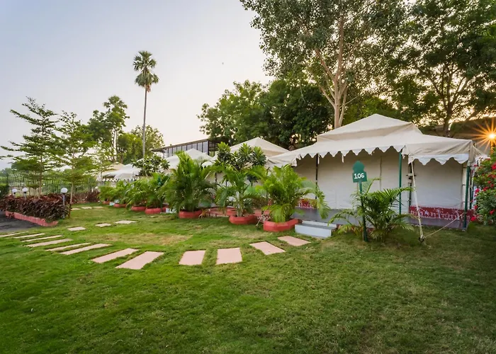 Riverview Tent Resort