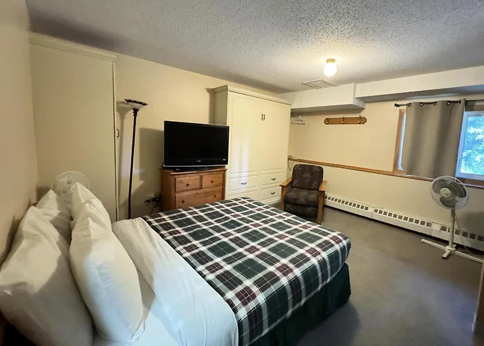 Griz Inn Rmc Rentals By Park Vacation Management
