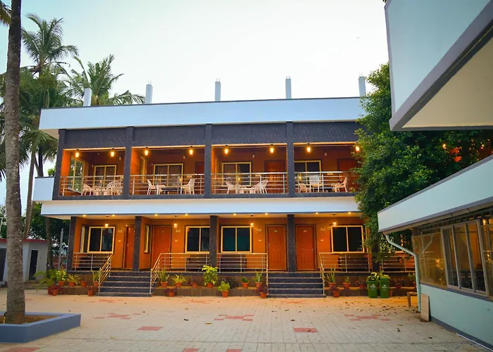 Island Dreams Resort