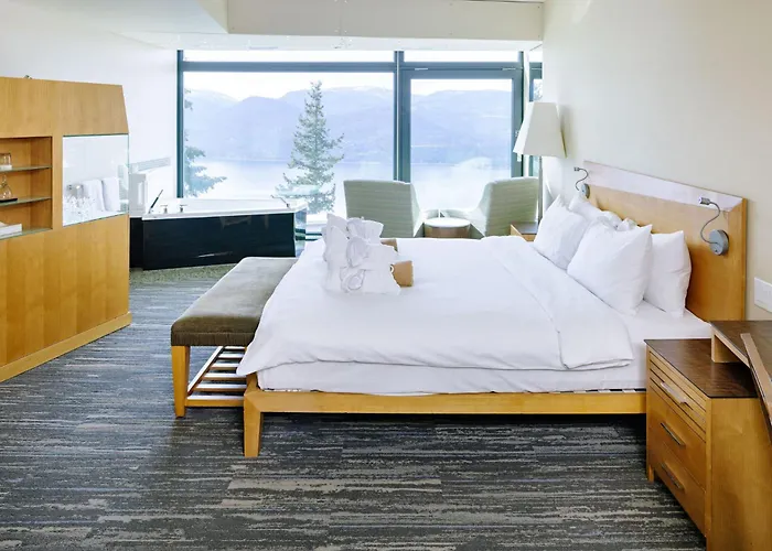 Sparkling Hill Resort And Spa - Adults-Only Resort