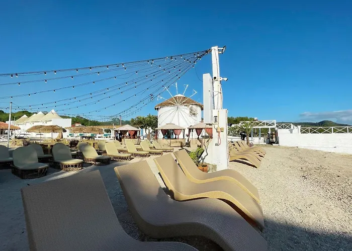 The Beach Calatagan Mediterraneo Powered By Cocotel