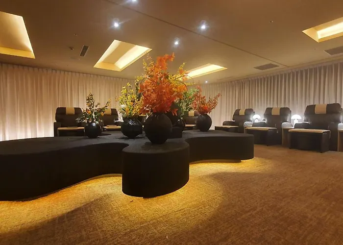 Via Hotel Breeze