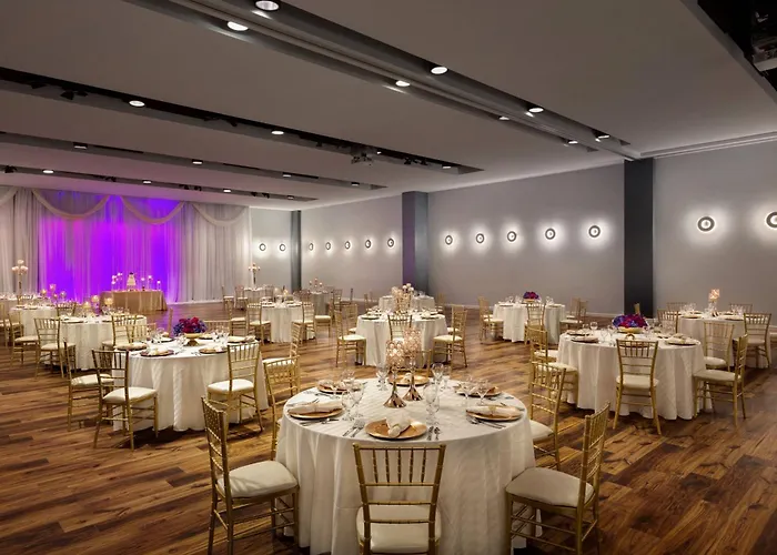 Twelve Midtown, Autograph Collection