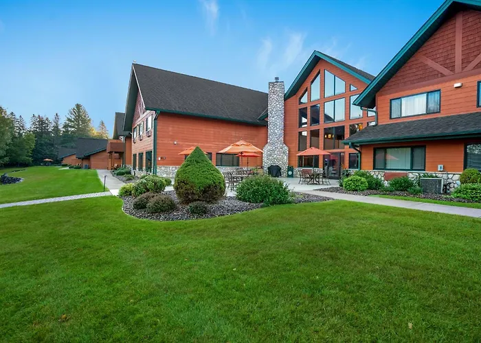 Holiday Inn Express & Suites Hayward By Ihg