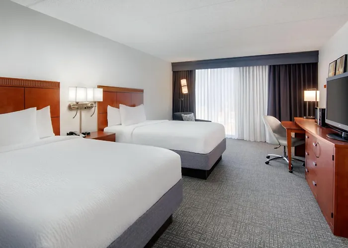 Courtyard By Marriott Augusta