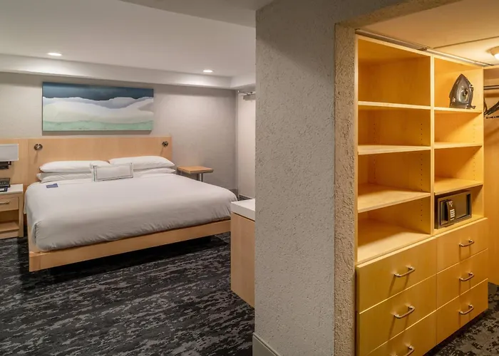 Delta Hotels By Marriott Huntington Downtown