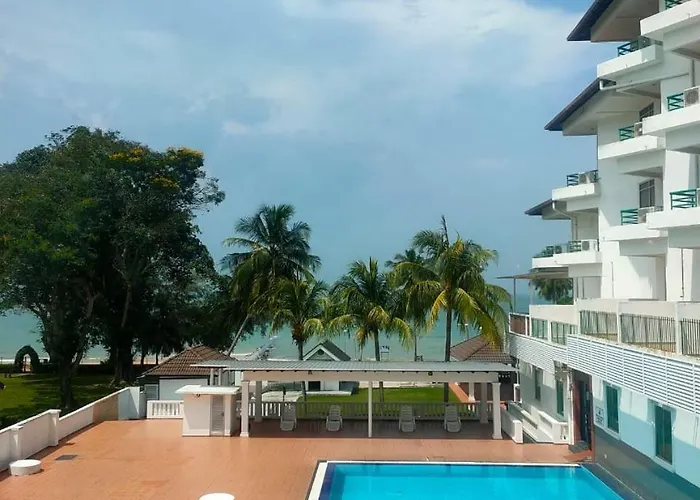 Akar Beach Resort