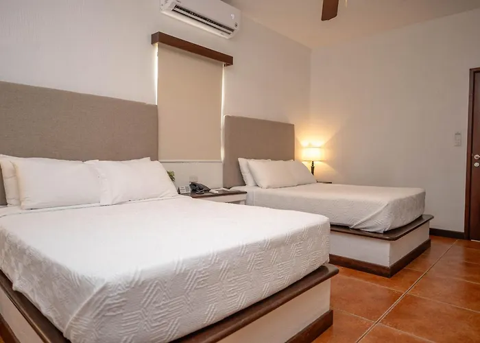Boca Olas Resort Villas
