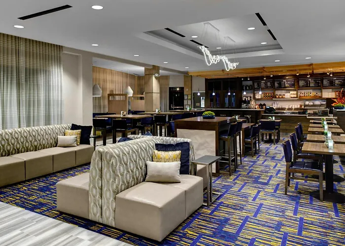 Courtyard By Marriott Carrollton