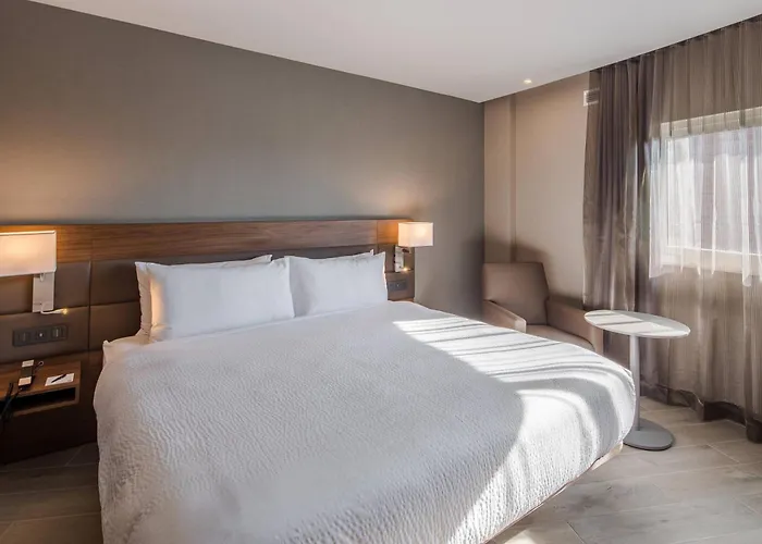 Ac Hotel By Marriott Guadalajara Expo