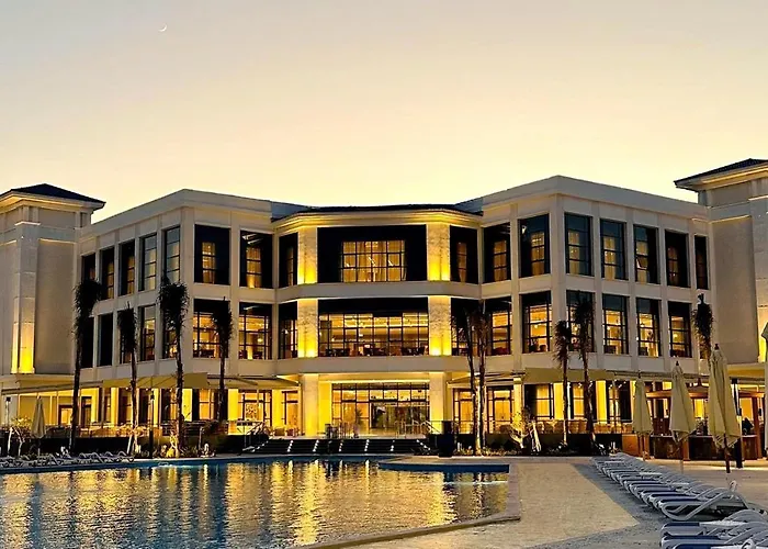 Azur One Eleven Hotel Alamein