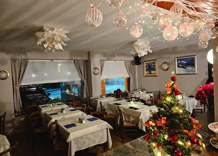 Hotel Bucaneve
