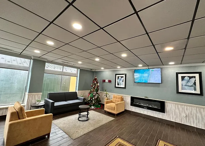 Finger Lakes Inn & Suites