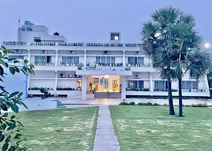 Riviera Beach Resort