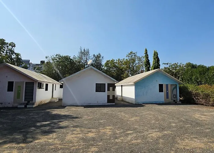 Hotel Maruti Resort
