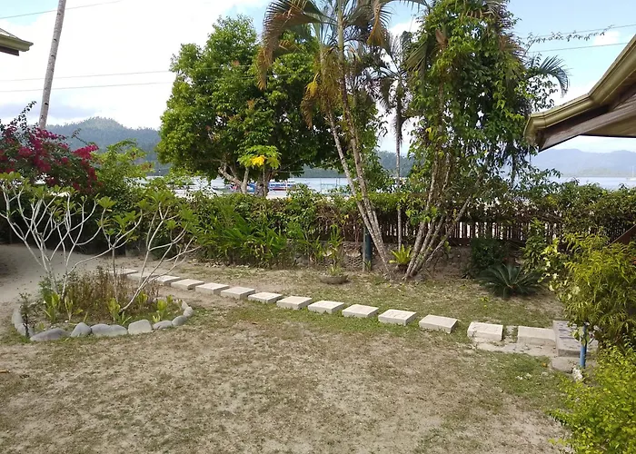 Greenviews Resort & Restaurant Port Barton