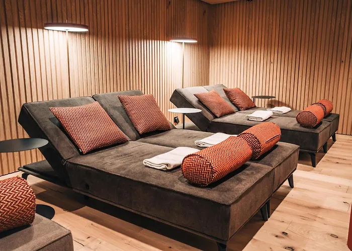 Swiss Alpine Hotel Allalin