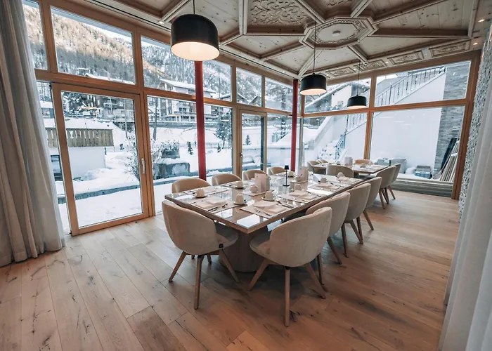 Swiss Alpine Hotel Allalin