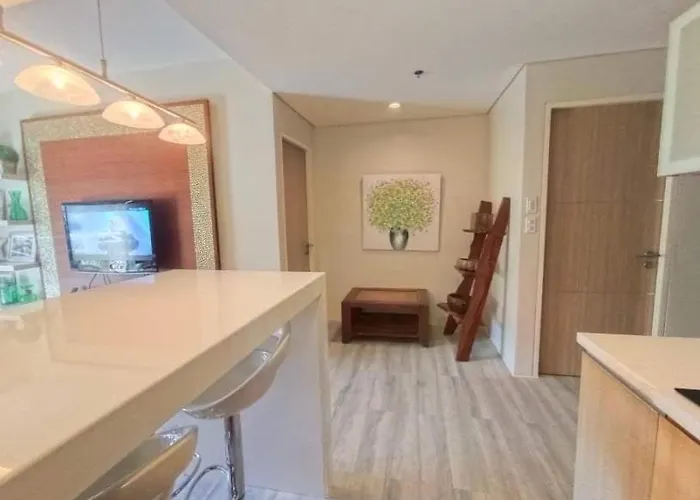 Luxurious Family Room Pico De Loro