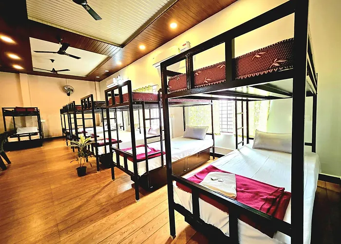 Hampi Leo Dreams Resort